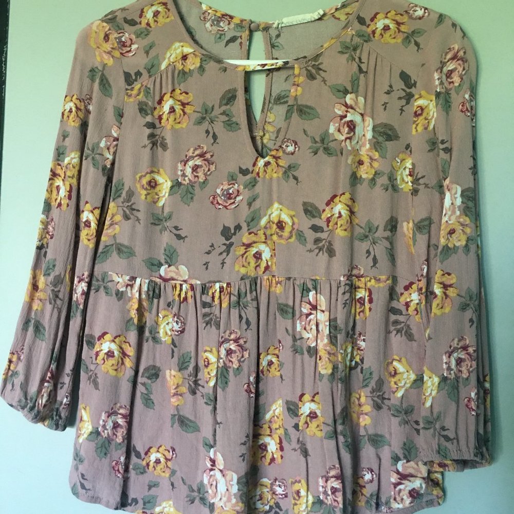 Chloe and Katie floral top